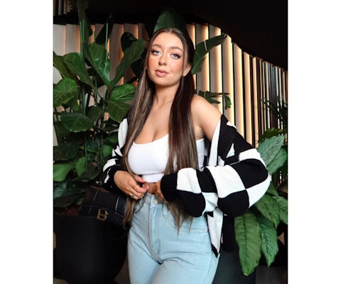 Anastasia Kingsnorth: Who is the internet sensation?